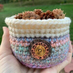 New! Crocheted basket! Handmade!